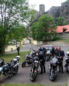 Parken an der Burg Strekov, sti